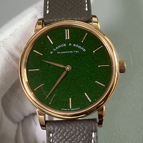 F8新品 ランゲ&ゾーネコピー サクソニア フラッハ 39mm 205 グリーン 自信持てる腕時計