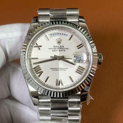 新品取得ROLEX デイデイトU-118239GRRグレー/ローマ字腕時計コピー