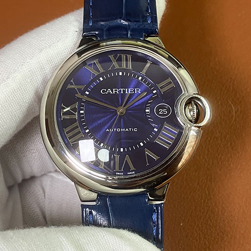 愛用腕時計  カルティエコピー WSBB0025 バロンブルー ブルー 42mm  2824ムーブメント搭載！