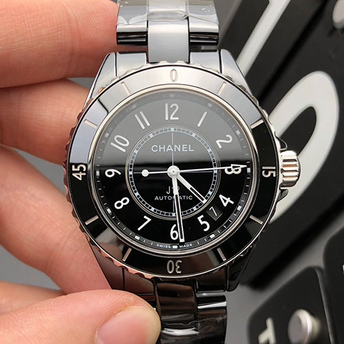 【J12工場】シャネル J12 H5697 ブラック セラミック 38mm おすすめの逸品