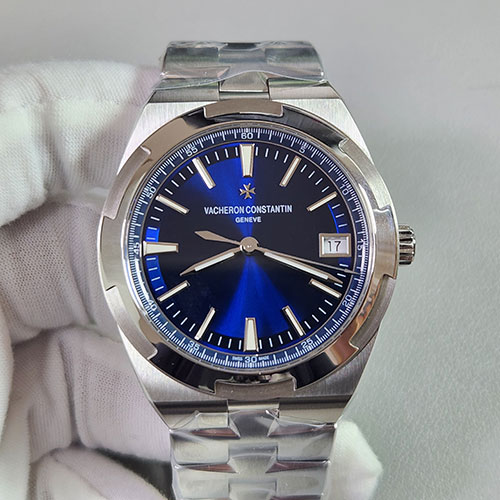 PPF製最高級ヴァシュロン・コンスタンタンコピー4500V/110A-B128 オーヴァーシーズ 41mm ブルー Cal.5100搭載! 超大人気