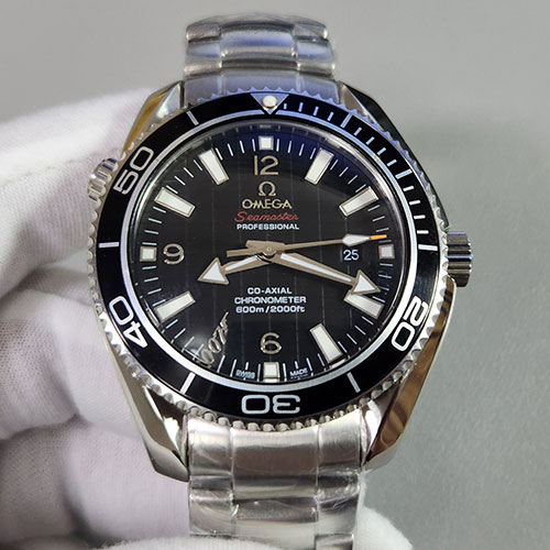 オメガ シーマスター プラネット オーシャン Asian 21600振動