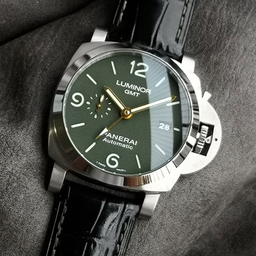 【VS製 世界限定251本】パネライコピー時計 ルミノール 1950 3デイズ GMT PAM01056 品質5年連続№1