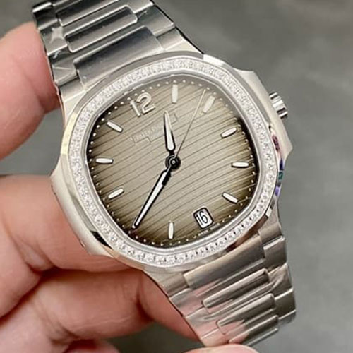 パテック フィリップ ノーチラス 7118/1200A-011(3K製造工場)