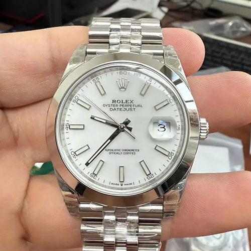 【GM製 3235搭載】ロレックスコピーM126300-0006 デイトジャスト 41mm ホワイト 人気時計