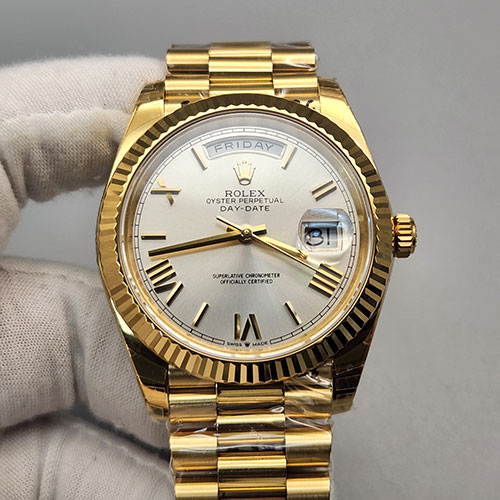 2026人気ロレックススーパーコピー時計 M228238-0002デイデイト 41mm シルバー XT製