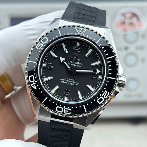 VS+工場 シーマスター プラネットオーシャン 600M 217.32.42.21.01.001 オメガスーパーコピー時計 N級品