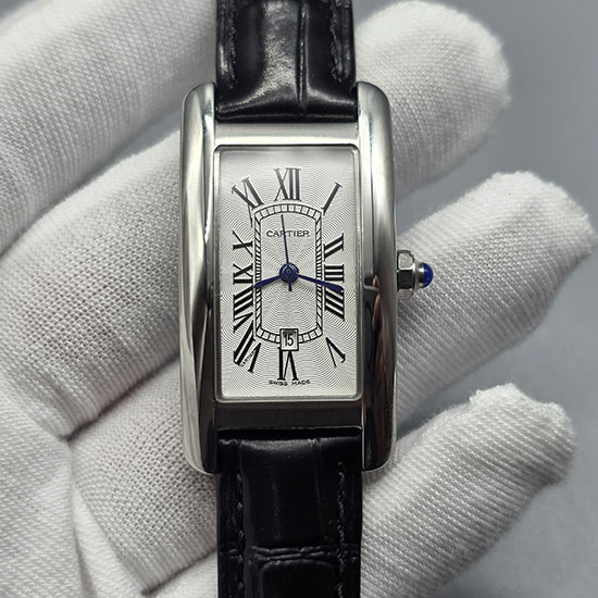 カルティエ タンク， MIYOTA製クオーツムーブメント(日本製）搭載！